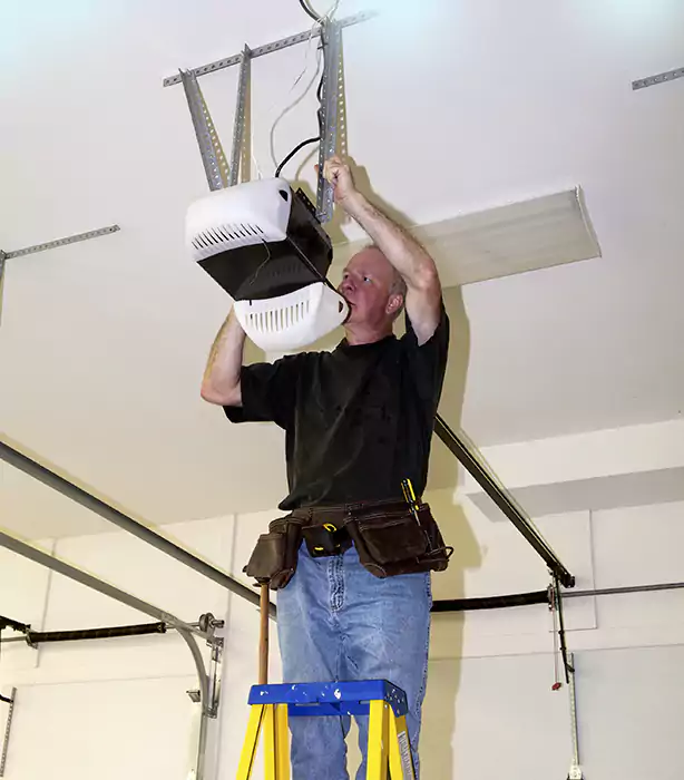 Garage Door Opener Replacement Sweetwater in Sweetwater, FL