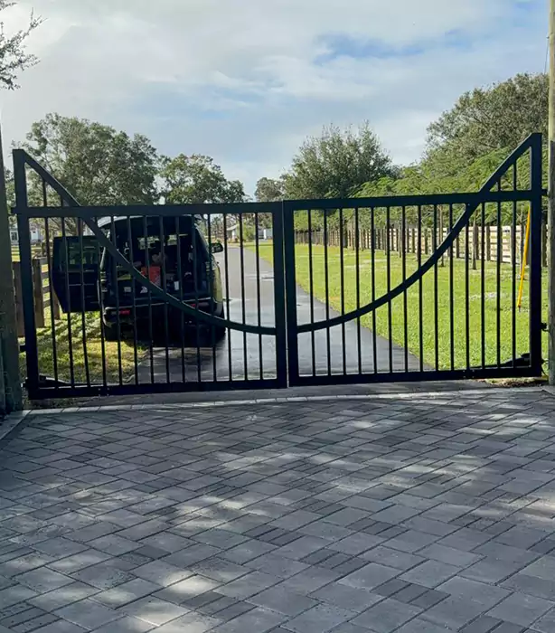 Swing Gate Repair Sweetwater